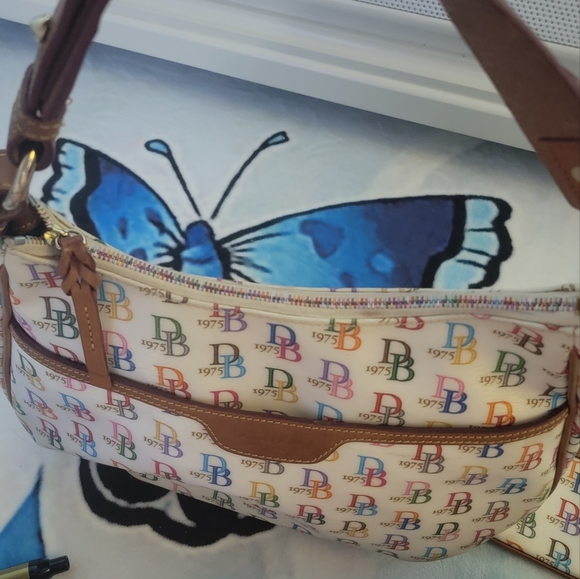 Dooney and bourkes purse set colorful - Picture 9 of 16